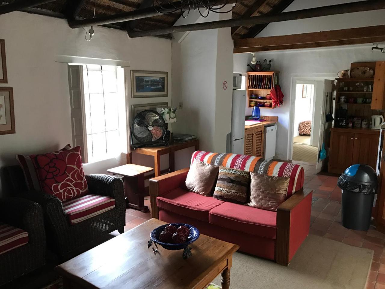 Carneddie Cottage - Main Бредасдорп Екстериор снимка